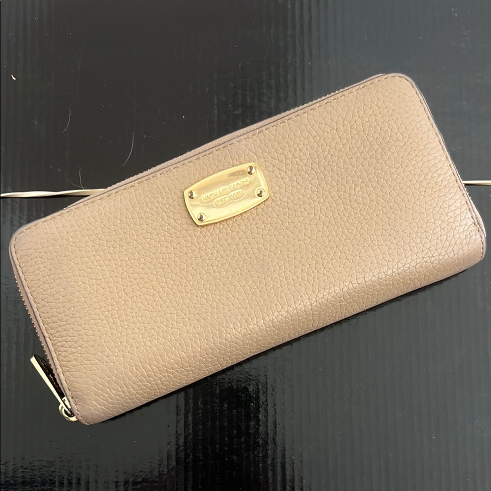 Michael Kors Tan Leather Continental Wallet